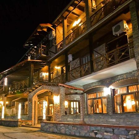 Hotel Παραδοσιακο Káto Loutrákion Exterior foto
